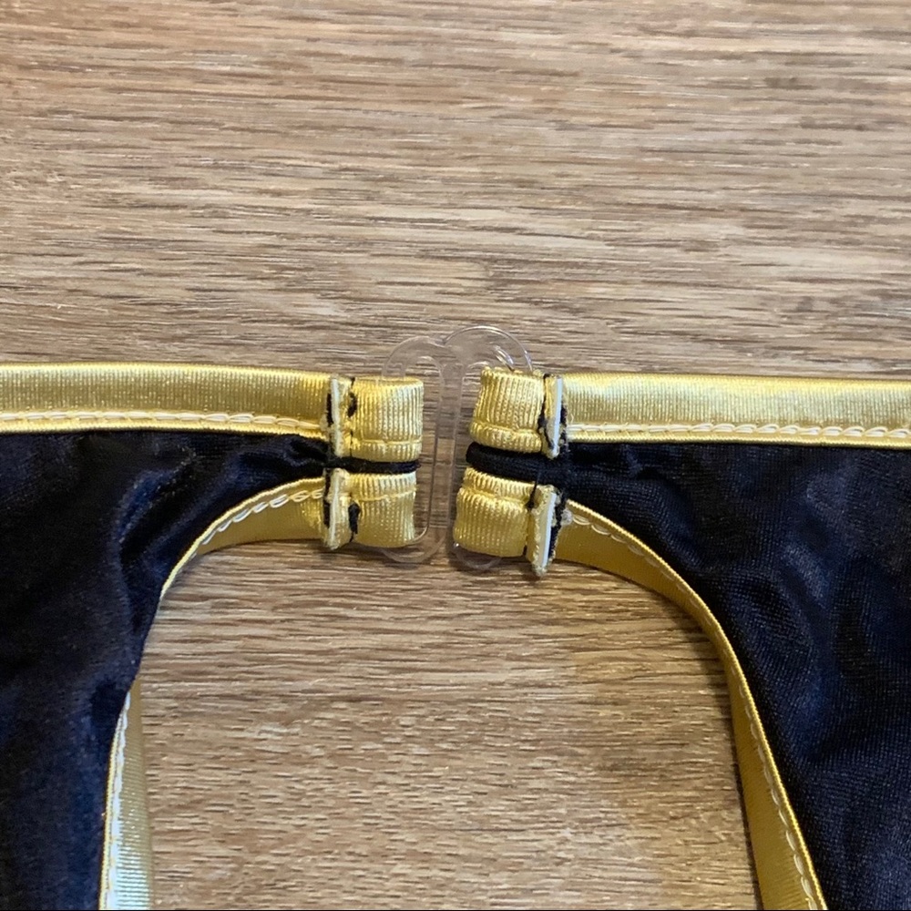 90's Pacific Connections Black/Gold One Piece |20W - Picture 7 of 11